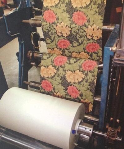 Morris & Co. Wallpaper - UK only